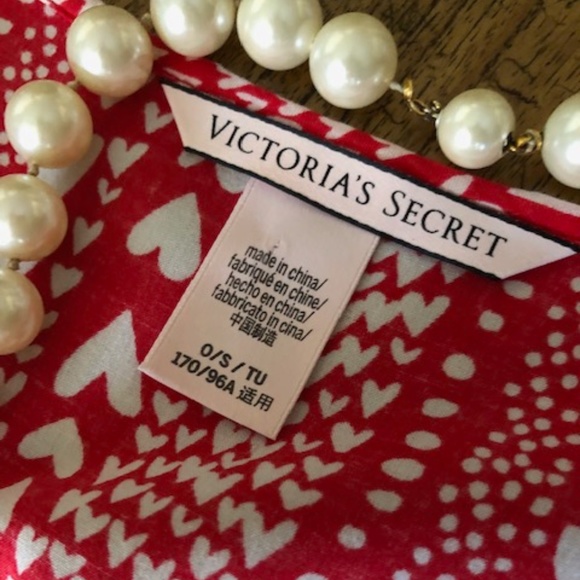 Victoria's Secret “Hearts for My Sweet Heart” Red & White Short Kimono Robe O/S - Picture 5 of 16